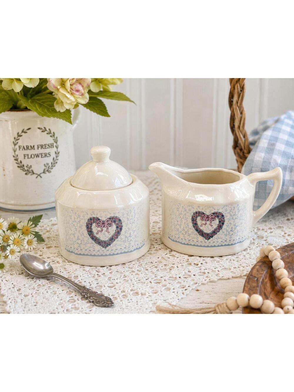 Trenditions Hearts Delight Collection Ceramic Stoneware Sugar Bowl/Creamer Set